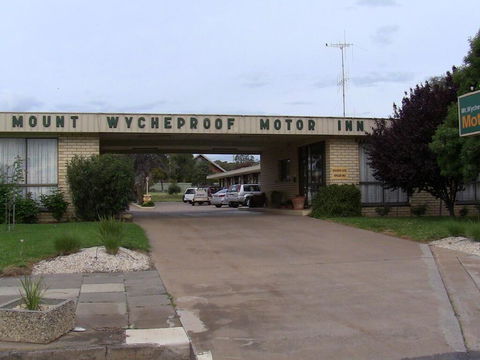 Mount Wycheproof Motor Inn - Hervey Bay Accommodation 3