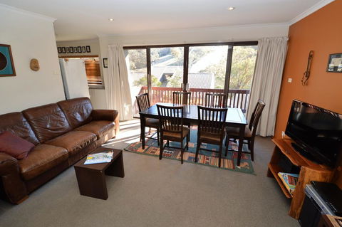 Mowamba D2 - Hervey Bay Accommodation 0