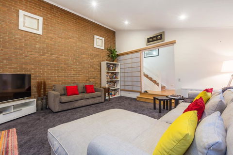 Mt Martha Retreat - Tourism Hervey Bay 2