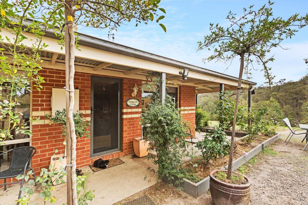 Mount Taylor VIC Hervey Bay Accommodation