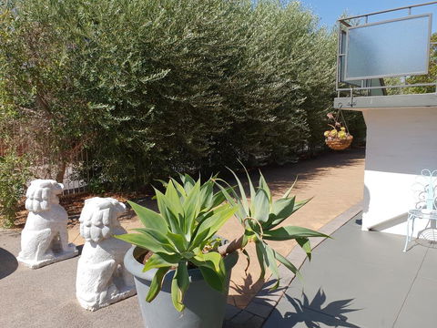 Mt.Lawley Superb 2 BR Apartment Ideally Located 5 - Tourism Hervey Bay 0