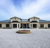 Mudgee Guesthouse - Hervey Bay Accommodation