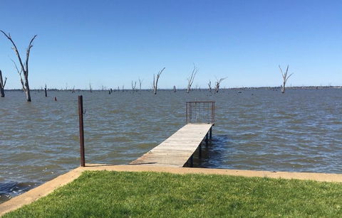 Mulwala Waterside - Hervey Bay Accommodation 0