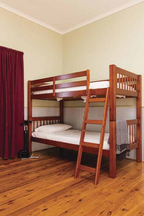 Mungo Shearers' Quarters - Hervey Bay Accommodation 3