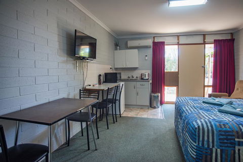 Murray Bridge Motor Inn - Tourism Hervey Bay 2