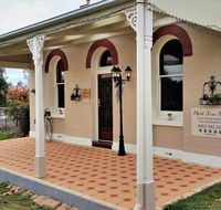 Must Love Dogs BB  Self Contained Cottage - Hervey Bay Accommodation