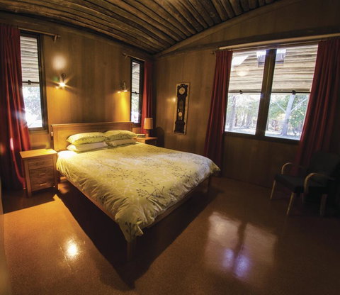 Myer House - Hervey Bay Accommodation 2