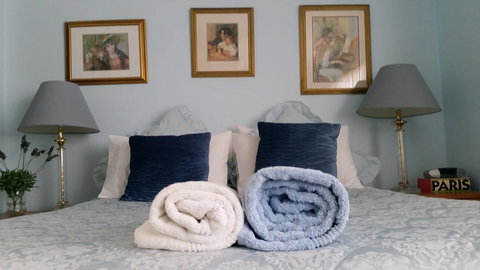 Narrabeen Beachside Townhouse - Hervey Bay Accommodation 1