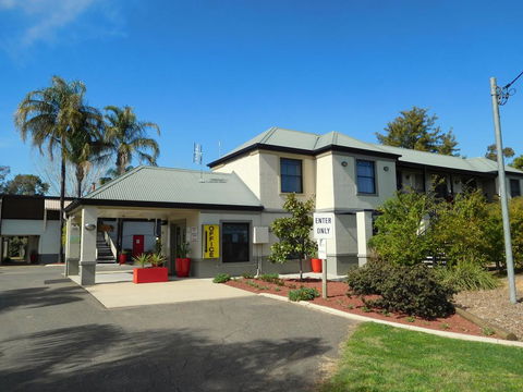 Narrabri Motel And Caravan Park - Hervey Bay Accommodation 2