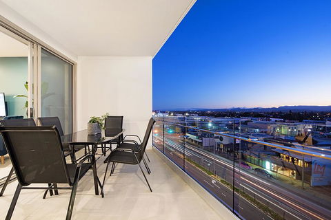 NEO Apartments Mermaid Beach - Hervey Bay Accommodation 2