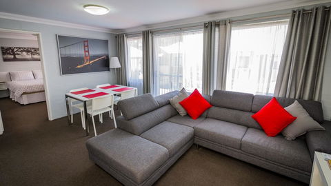 Dowler Apartments Subiaco - Hervey Bay Accommodation 2