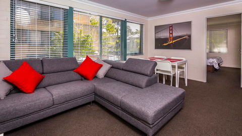 Dowler Apartments Subiaco - Hervey Bay Accommodation 14