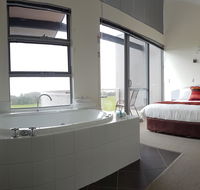 Cosy Corner Sea View Apartments - Tourism Hervey Bay