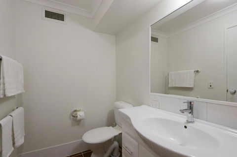 Hillarys Marina Apartment - Hervey Bay Accommodation 27