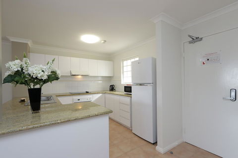 Hillarys Marina Apartment - Hervey Bay Accommodation 15