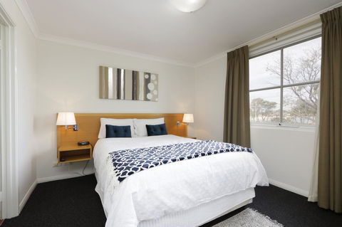 Hillarys Marina Apartment - Hervey Bay Accommodation 24