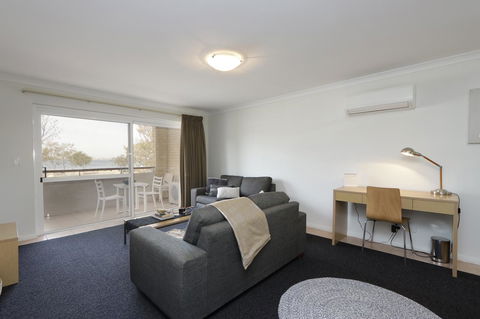 Hillarys Marina Apartment - Hervey Bay Accommodation 6