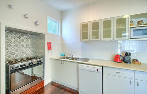 Jeffries Cottage - Tourism Hervey Bay 14