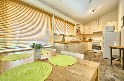 Spencer Suites Albany - Hervey Bay Accommodation 2