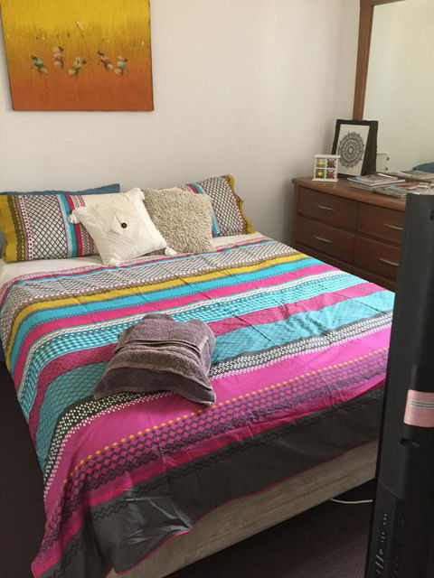 Lakeside Views - Hervey Bay Accommodation 2