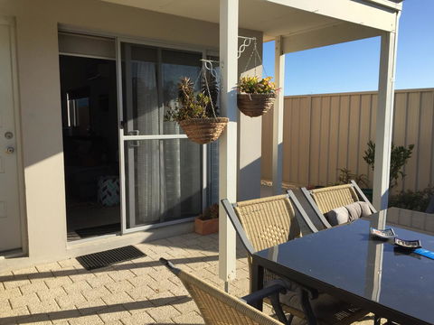 Lakeside Views - Hervey Bay Accommodation 12