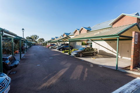 Perth Ascot Central Apartment Hotel Official - Tourism Hervey Bay 6