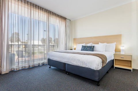 Perth Ascot Central Apartment Hotel Official - Tourism Hervey Bay 13
