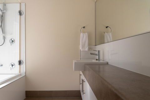 Cape Villas Dunsborough Unit 2 - Hervey Bay Accommodation 10