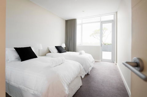 Claremont Quarter Luxury Apartment - Tourism Hervey Bay 4
