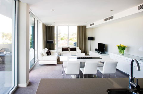 Claremont Quarter Luxury Apartment - Tourism Hervey Bay 5
