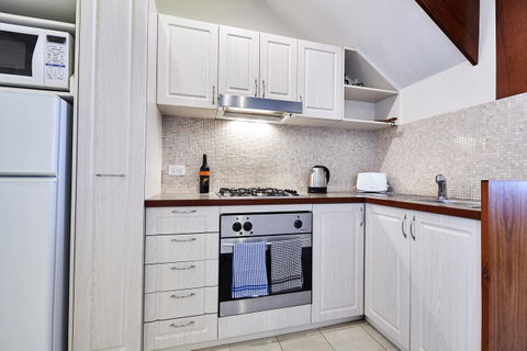 Fremantle Townhouse U/5 - Hervey Bay Accommodation 1