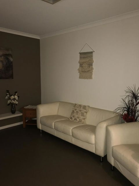 Blue Lake Family Retreat - Tourism Hervey Bay 13