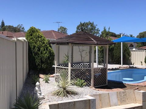 Blue Lake Family Retreat - Tourism Hervey Bay 5