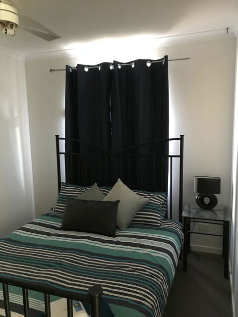 Blue Lake Family Retreat - Tourism Hervey Bay 21