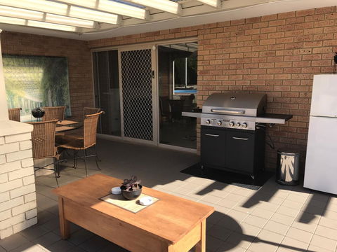 Blue Lake Family Retreat - Tourism Hervey Bay 2