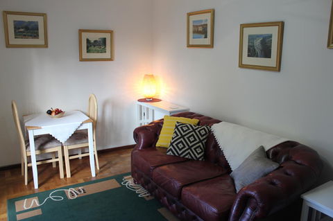 Jacaranda Hideaway Bed & Breakfast - Tourism Hervey Bay 6