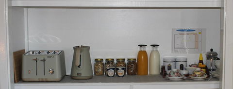 Jacaranda Hideaway Bed & Breakfast - Tourism Hervey Bay 5