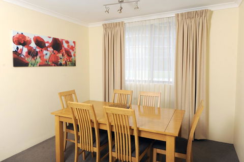 Lodestar Waterside Apartments - Tourism Hervey Bay 19