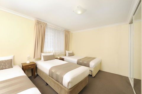 Lodestar Waterside Apartments - Tourism Hervey Bay 44