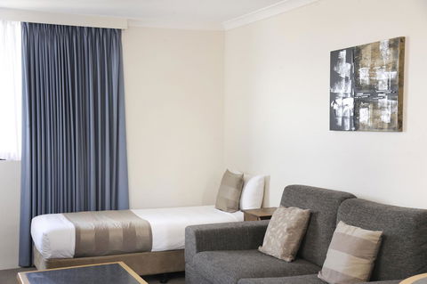 Lodestar Waterside Apartments - Tourism Hervey Bay 8