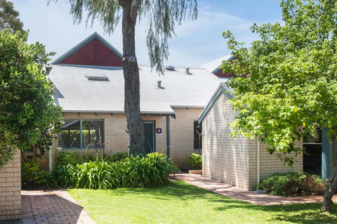 Bayshore Beachside Resort - Hervey Bay Accommodation 20