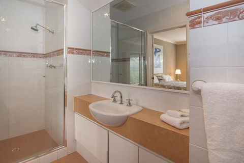 Bayshore Beachside Resort - Hervey Bay Accommodation 34