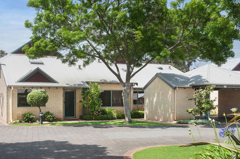 Bayshore Beachside Resort - Hervey Bay Accommodation 32