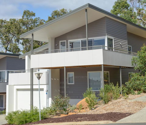 The Villa Dunsborough - Hervey Bay Accommodation 2