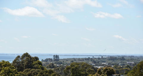The Villa Dunsborough - Hervey Bay Accommodation 1