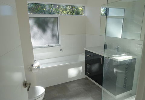 The Villa Dunsborough - Hervey Bay Accommodation 9
