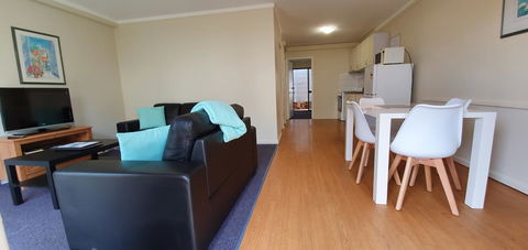 West Beach Lagoon 202 - Quiet & Ground Floor! - Hervey Bay Accommodation 9