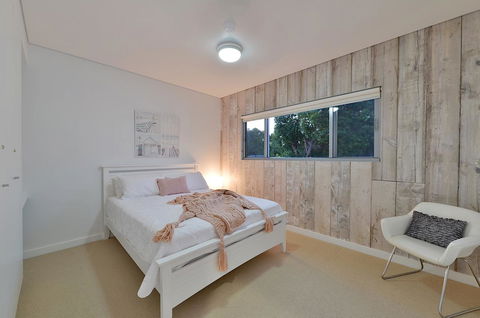 Sandpiper Retreat - Hervey Bay Accommodation 12
