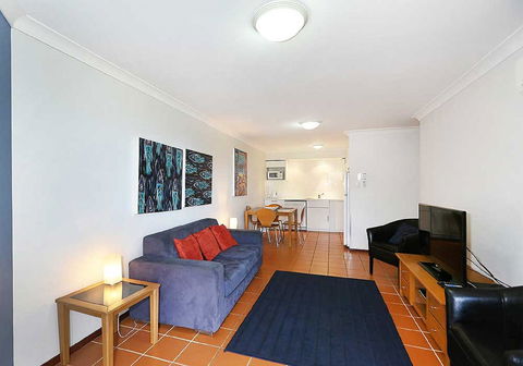 Beachfront @ Scarbs - Hervey Bay Accommodation 6