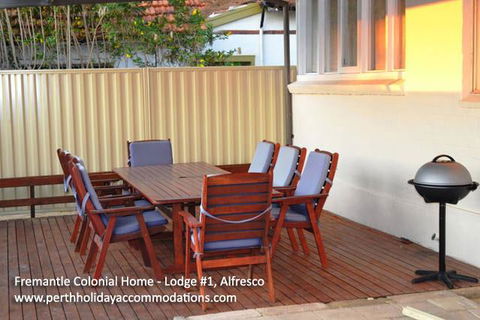 Fremantle Colonial Home - Tourism Hervey Bay 12